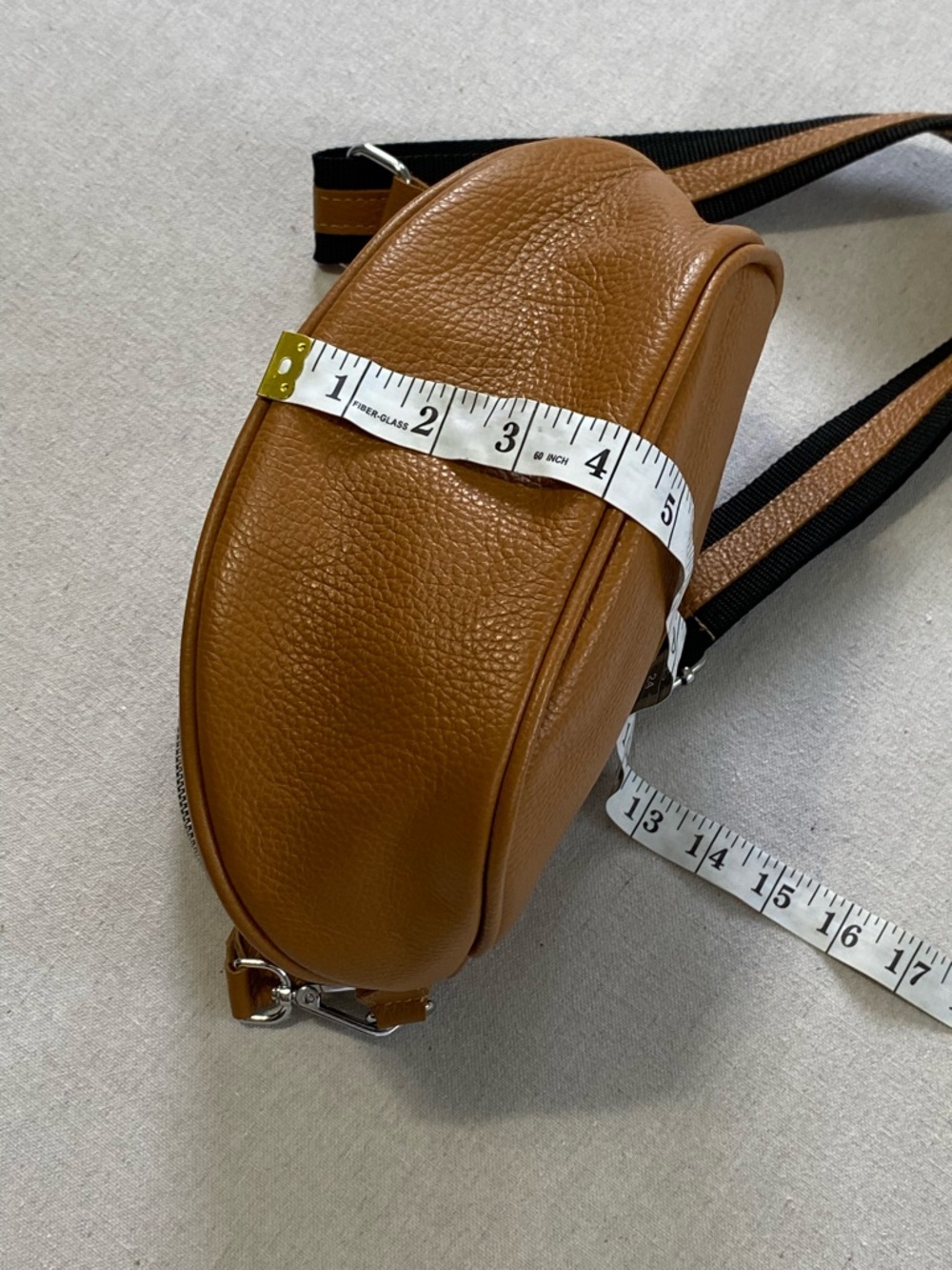Syrena Leather Crossbody Adjustable Strap Bag - Picture 12 of 15